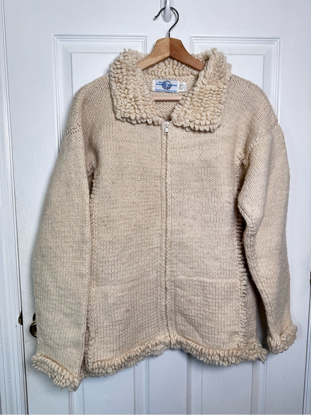 Vintage Sweater Venture 100% Wool Hand Knit Ecuador Chunky Zip Cardigan Large